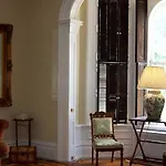 Heritage House Suites